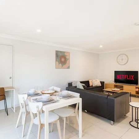 Apartment Smart Self Check-in - Darnley St Brisbane