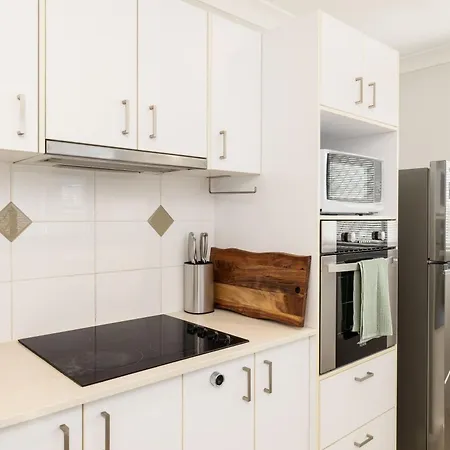 Apartment Smart Self Check-in - Darnley St Brisbane