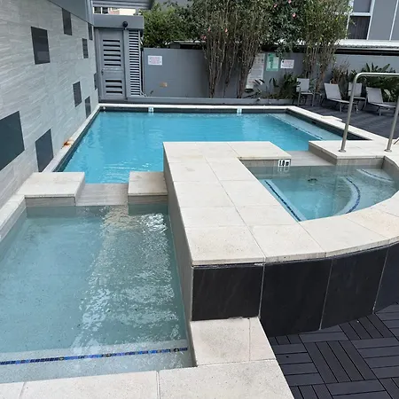 Apartment 2bed 2bath Riverfront Luxury Views Brisbane
