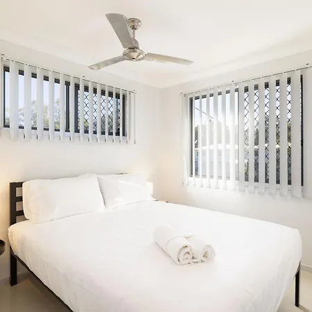 Apartment Smart Self Check-in - Darnley St *