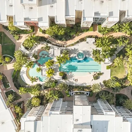 2br - Lagoon Pool Gym - Sleeps 6 - Baby Equipped - Free Parking Apartment *