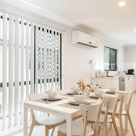 Smart Self Check-in - Darnley St Apartment *