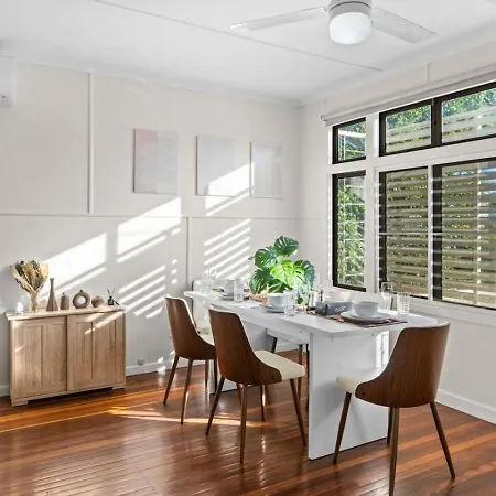 Great Value 5br Near River And Great Location Holiday home Brisbane
