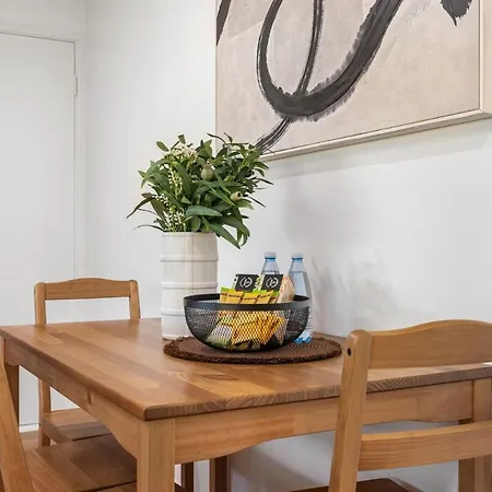 Amazing Location Close To Everything Pet Friendly Villa
