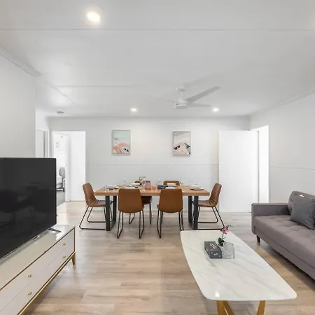 Pet Friendly And Great Value Air Con In Every Br Holiday home