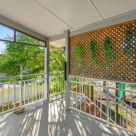Holiday home Great Value 5br Near River And Great Location