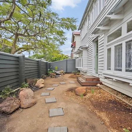 Heritage Family Heart Of West End Cbd And River Holiday home Brisbane