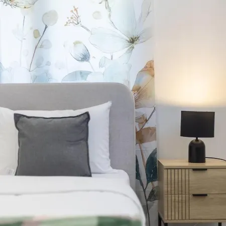 Pet Friendly And Great Value Air Con In Every Br *