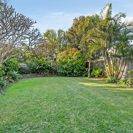 Holiday home Sunny Bayside Escape In Lota