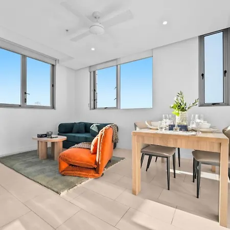 The Valley 1br Sofa Bed Parking Pool And Gym Apartment Brisbane