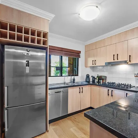 Point Peninsula - 2bed-2bath-car-pool - Teneriffe *