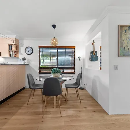 Point Peninsula - 2bed-2bath-car-pool - Teneriffe * Brisbane