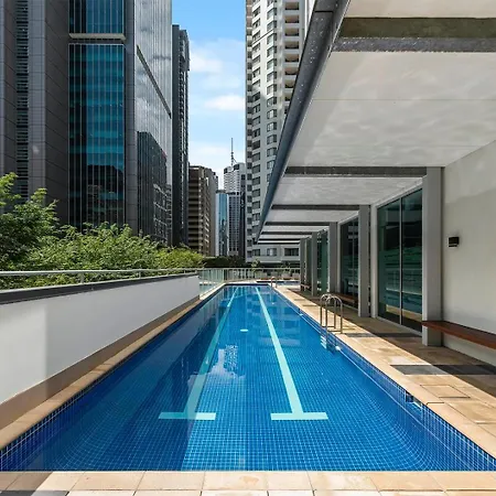 Bright & Cozy 2br With Pool, Gym, Wifi & Parking Apartment *