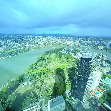 Skytower Level 68&amazing River Views&pet Friendly Apartment *