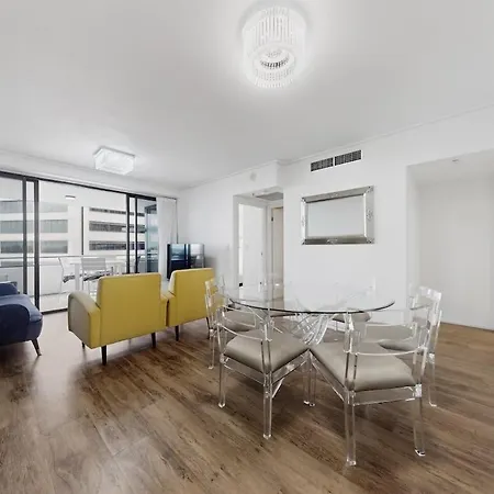2 Bedroom River View In Cbd Brisbane