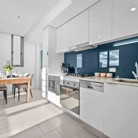 The Valley 1br Sofa Bed Parking Pool And Gym Apartment Brisbane