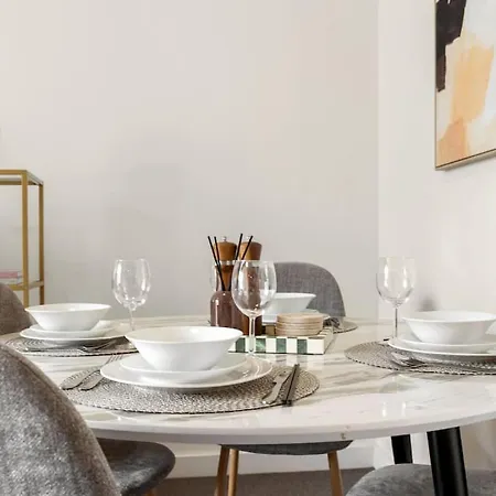Apartment Festival Towers 1101