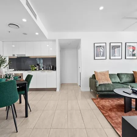Apartment Valley Stylish Parking Pool And Gym Brisbane