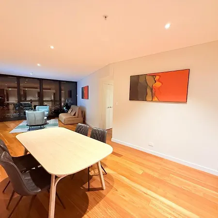 Skytower Level 68&amazing River Views&pet Friendly