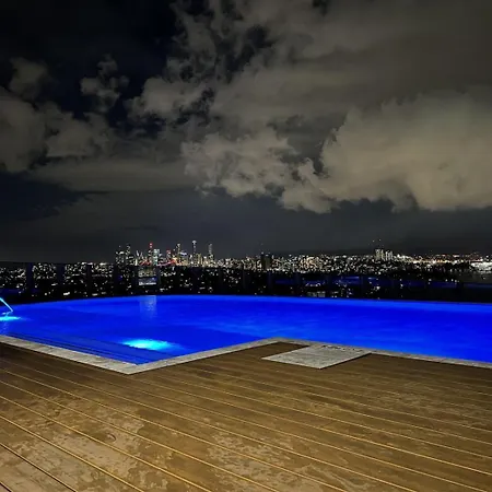 Cozy Hamilton With Brisbane's Rooftop Pool Apartment Brisbane