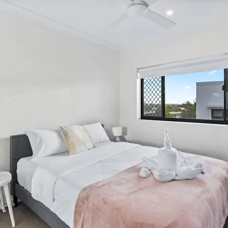 Modern Family 2 Parking Near Sunnybank * Brisbane