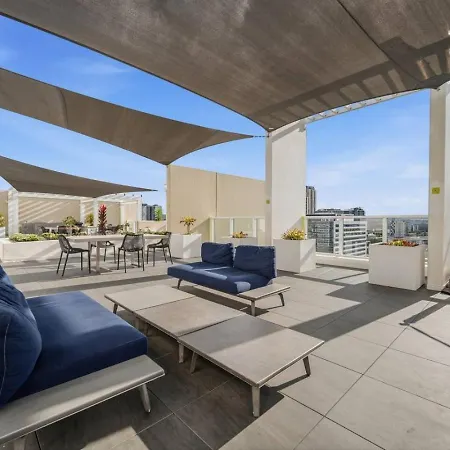 Valley Stylish Parking Pool And Gym Apartment *