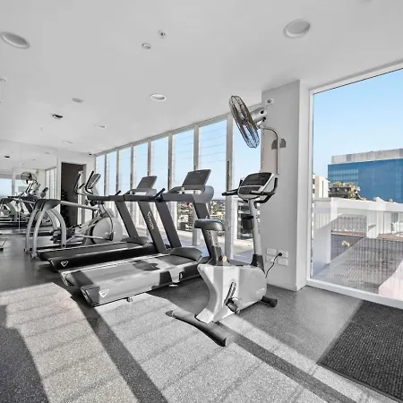 Valley Stylish Parking Pool And Gym Apartment Brisbane