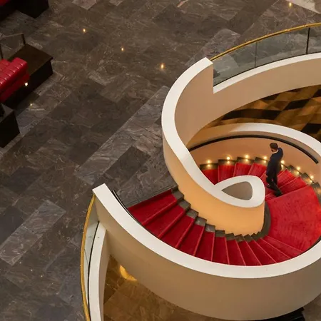 Intercontinental By Ihg Hotel 5*