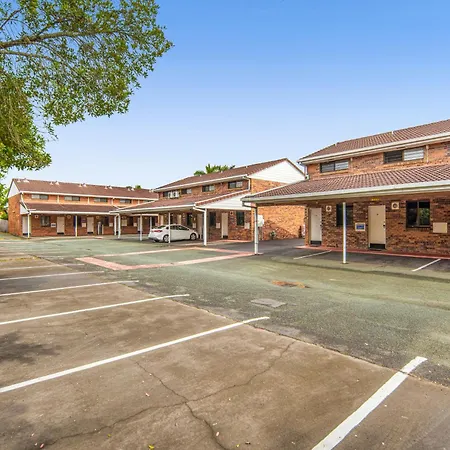 Sunnybank Star 4*