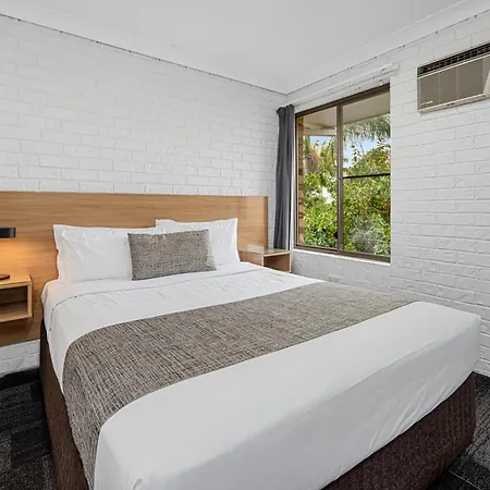 Sunnybank Star Hotel 4*