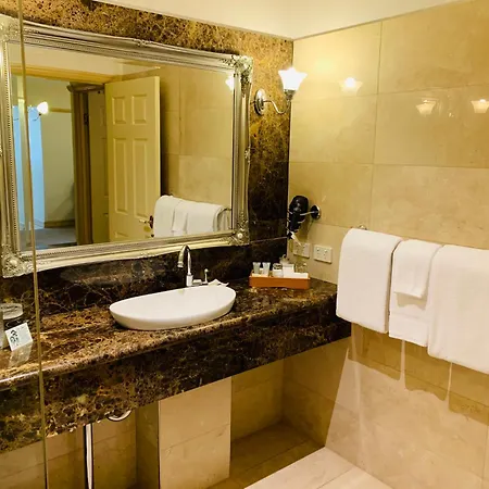 Hotel Royal