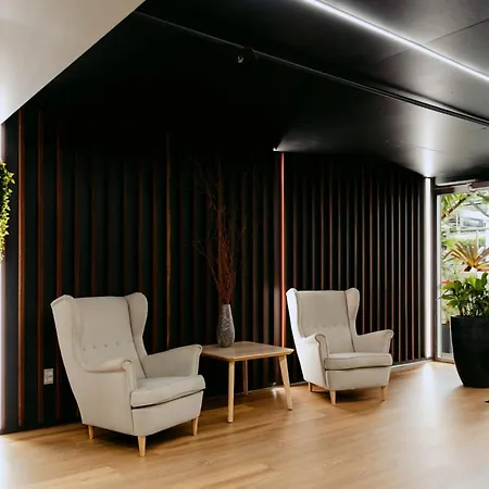 Aparthotel Punthill Spring Hill
