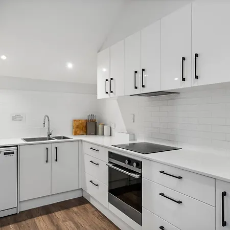 Brunswick 4* Brisbane