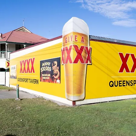 Queensport Hotel