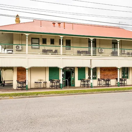 Queensport Hotel 4*