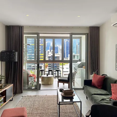 Apartment Sunny 1b In Heart Of South Bris By Custom Hosting