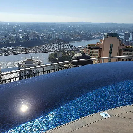 Apartment Rooftop Pool Stunning Queen Street
