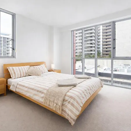 128 Brookes Street * Brisbane