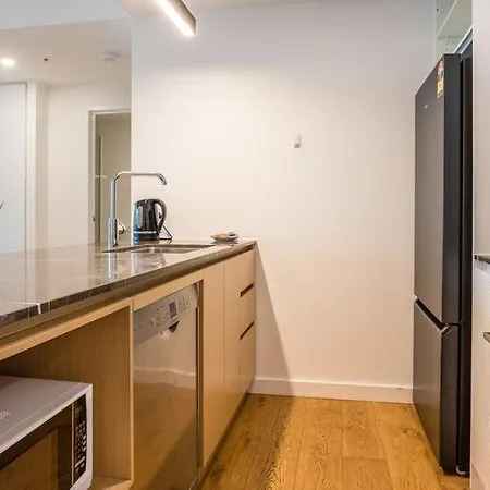 Modern South Bank 2br Walk To Goma And Cbd * Brisbane
