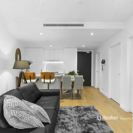 Fully Furnished Luxury Fortitude Valley Brisbane