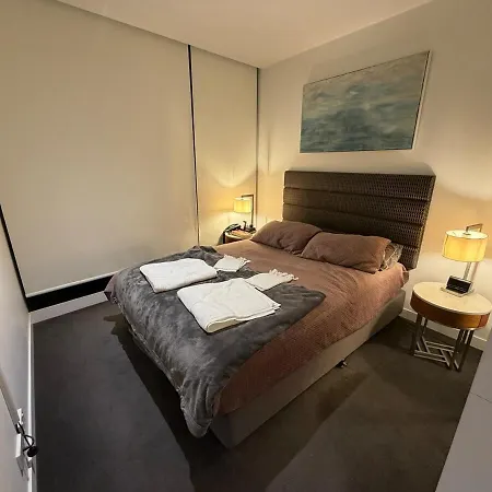 Fully Furnished Luxury Fortitude Valley Brisbane