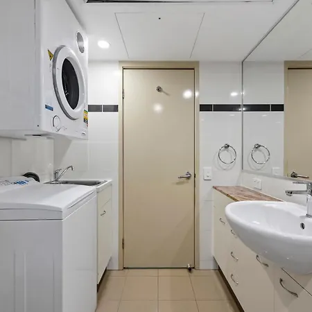 2br With Pool, Gym, Sauna & Wifi