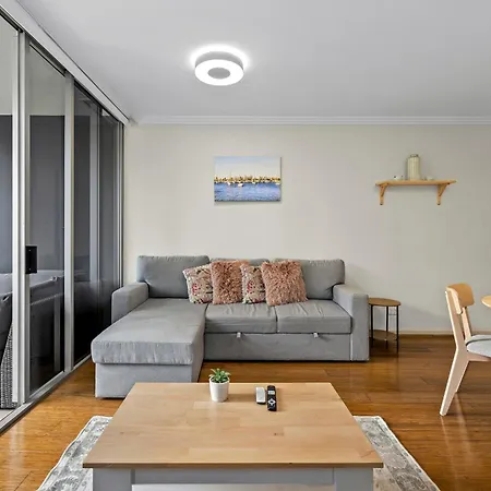 2br With Pool, Gym, Sauna & Wifi *
