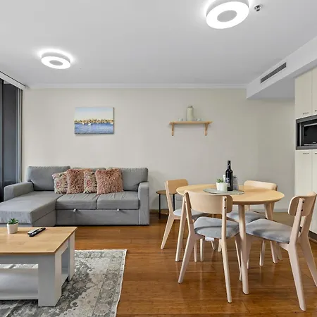 2br With Pool, Gym, Sauna & Wifi Apartment