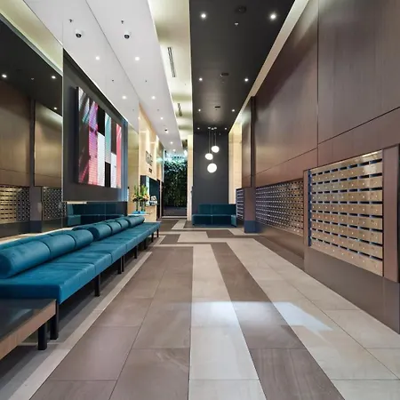 Apartment 2br With Pool, Gym, Sauna & Wifi *