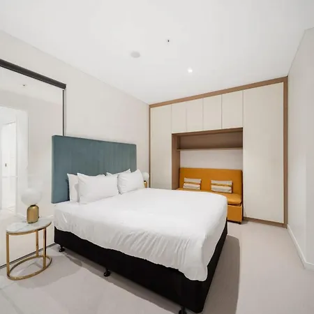 Brisbane's Highest Rated 3 Bedroom Luxury Above The 61st Floor- Incredible Views In Skytower, Brisbane's Tallest Building -complimentary Wifi, Drinks, Snacks & Streaming Access * Brisbane