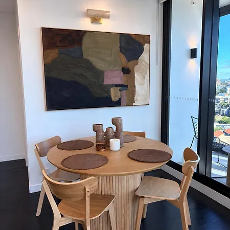 Horizon By Courtney Rogers - 2 Bedroom With Skyline Views, Parking, Heated Infinity Pool, Fitness Centre