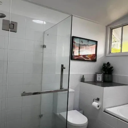 Paddington Springs - Pool & Pet Friendly House Brisbane