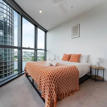 Iconic 1br River Views Sky Deck & Casino Living