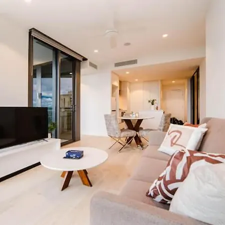Iconic 1br River Views Sky Deck & Casino Living Apartment *